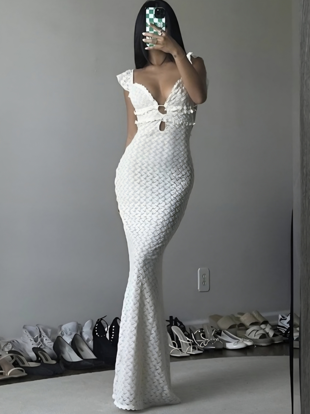 Commence Elegant White Textured Knit Midi Dress with Ruffled Straps - Picture 4 of 10